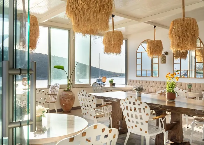 Liman Hotel Guemuesluek - Adult Only